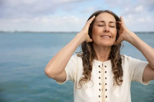 Ménopause : Accompagner les Changements avec Douceur